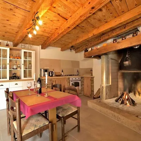 Smjestaj Ivancic 公寓 *